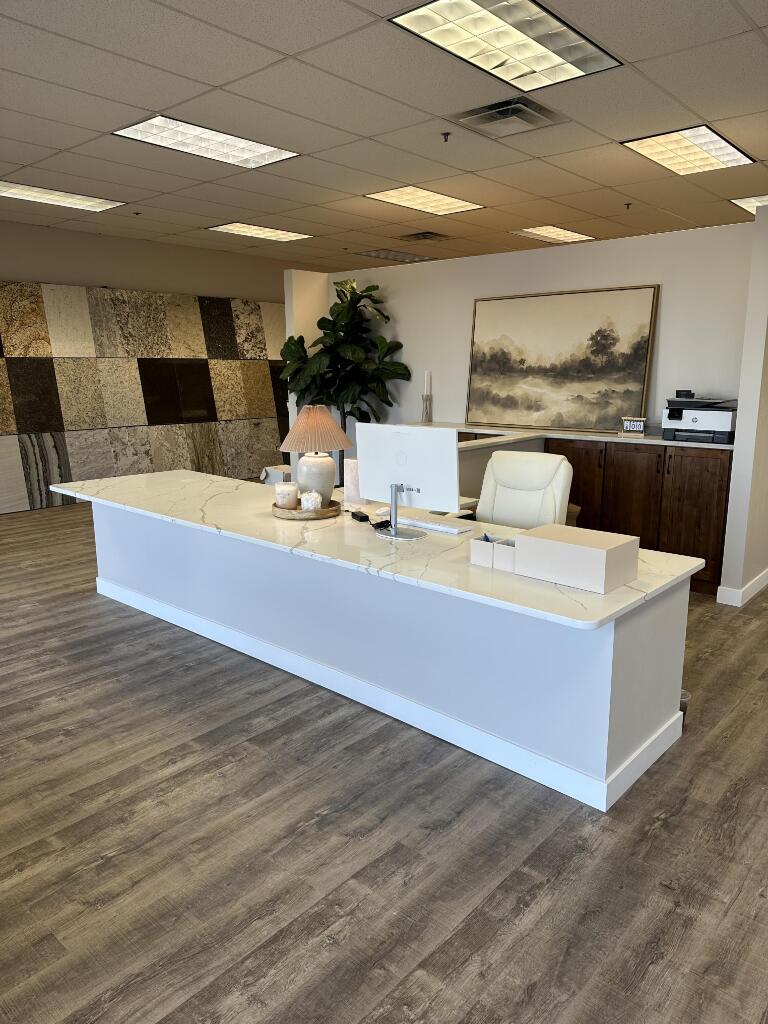 West Metro Maple Grove Showroom for Twin City Discount Granite